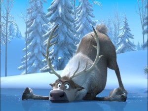 Sven, la renna di Kristoff, ha qualche problema col ghiaccio.